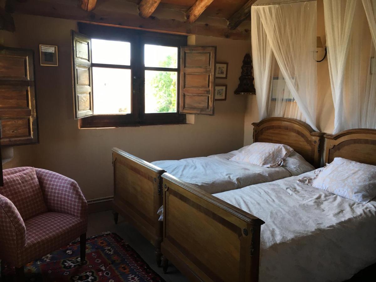 La Casa Del Herrero Requijada 外观 照片